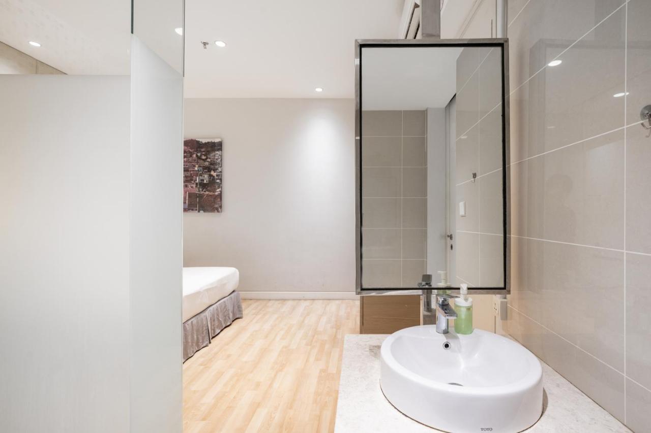 Greystone D' Majestic Place Apartment